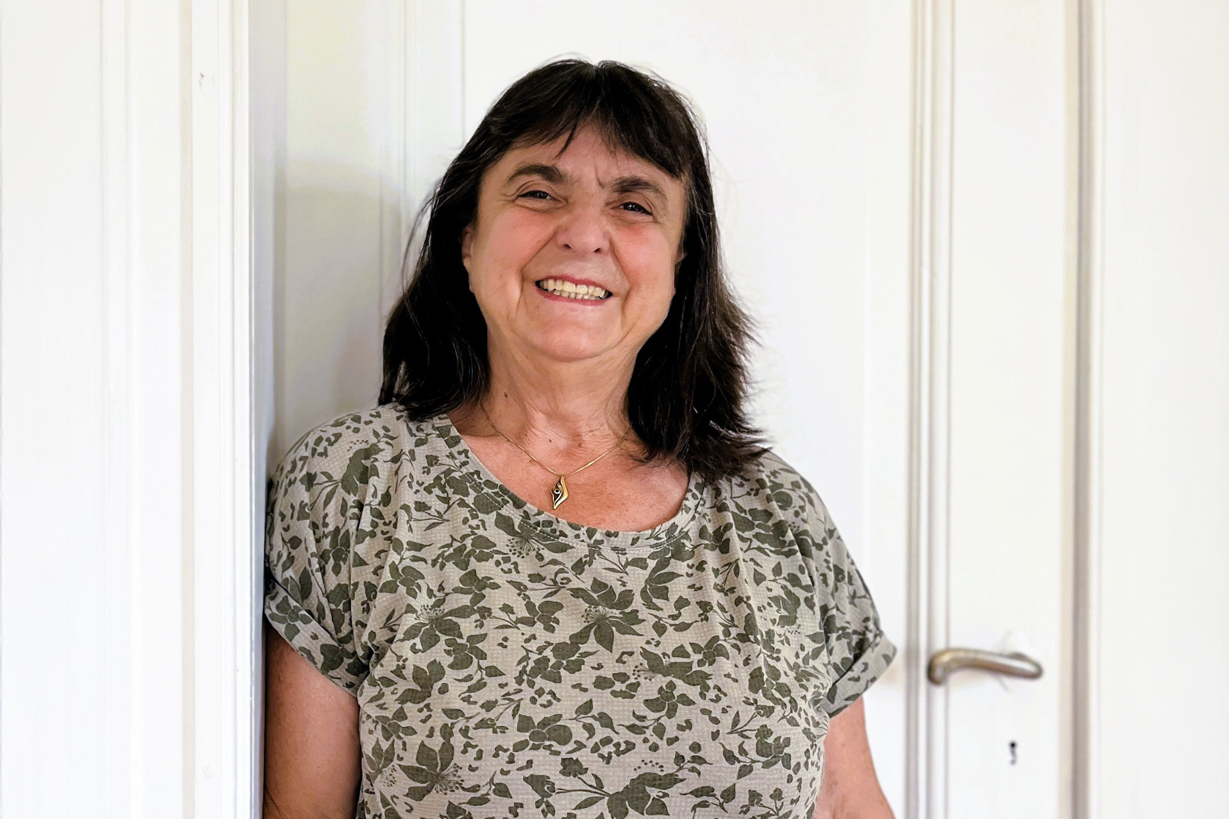 Christine Seifried, freundlich in die Kamera lachend